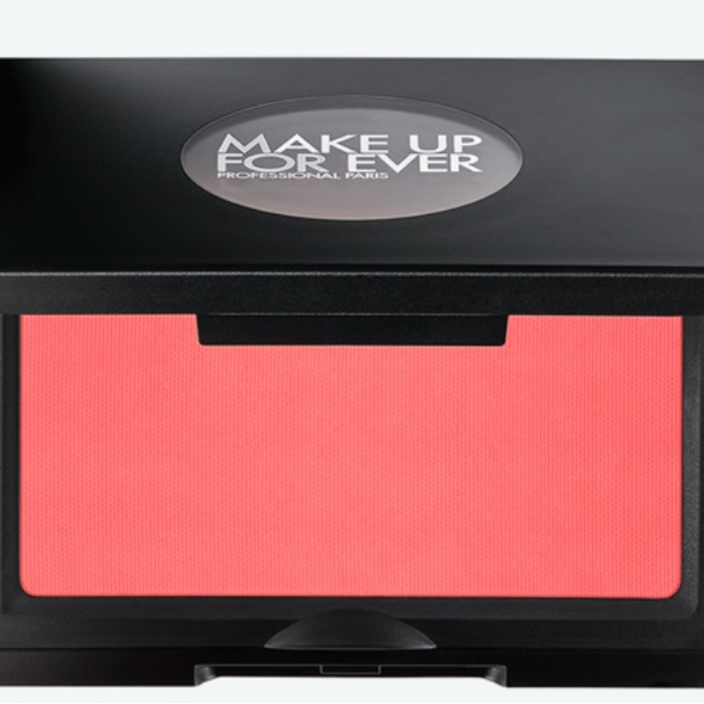 Makeup Forever Vibrant Pink Blush